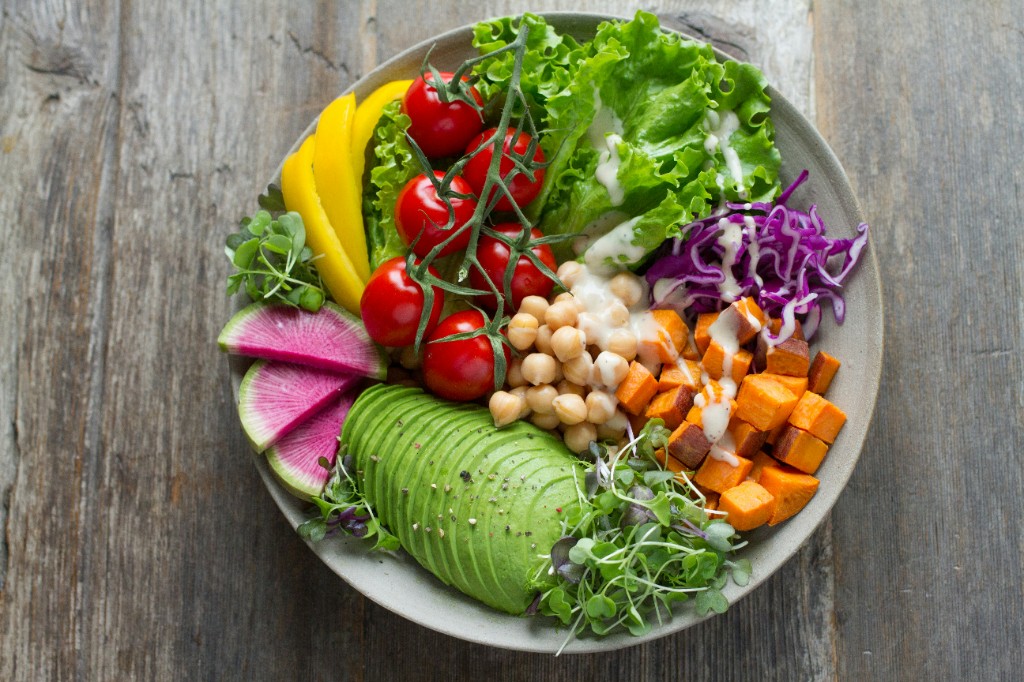 A colourful power bowl for performance and recovery nutrition